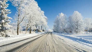 寒風(fēng)中與阿爾郎平衡車一路前行